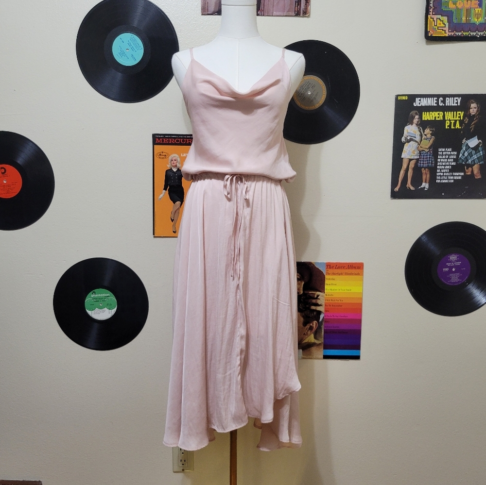 Hello Molly | Bayshore Midi Dress - Picture 2 of 11